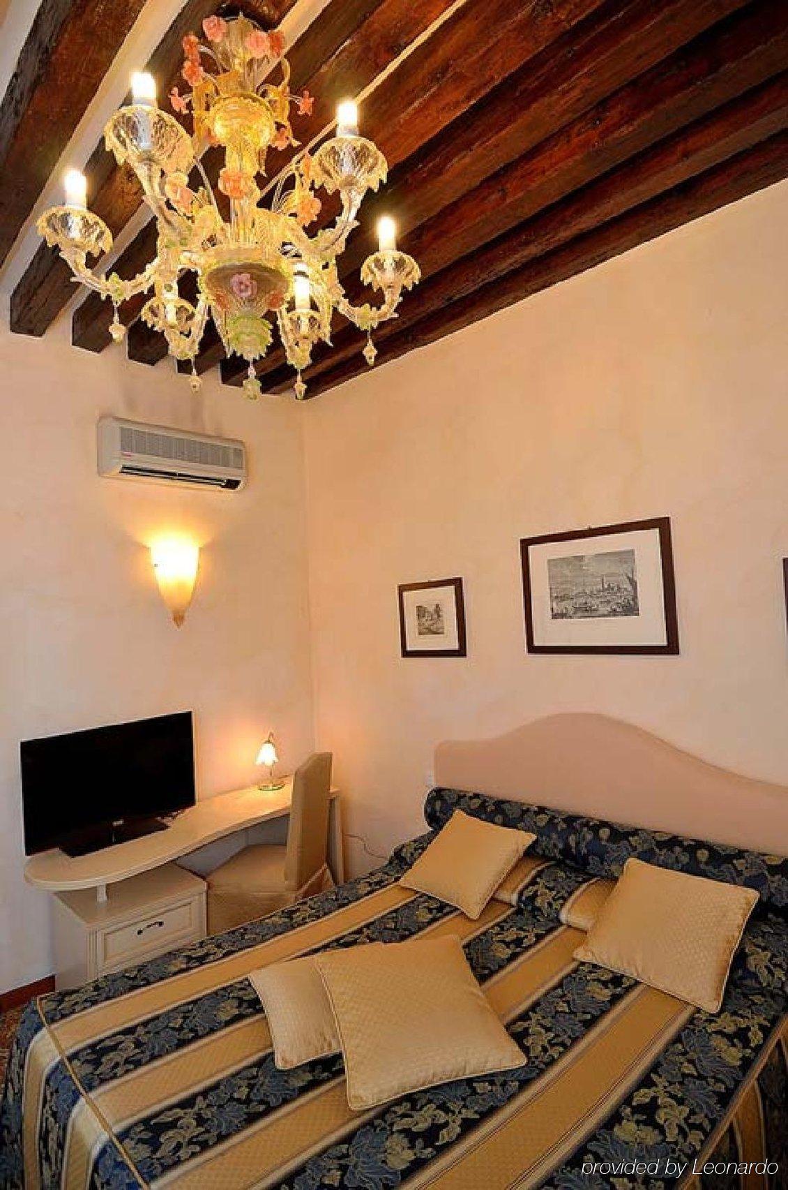 Alloggi Al Mercante Venice Room photo