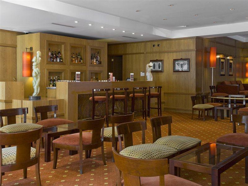 Hf Fenix Lisboa Hotel Restaurant photo