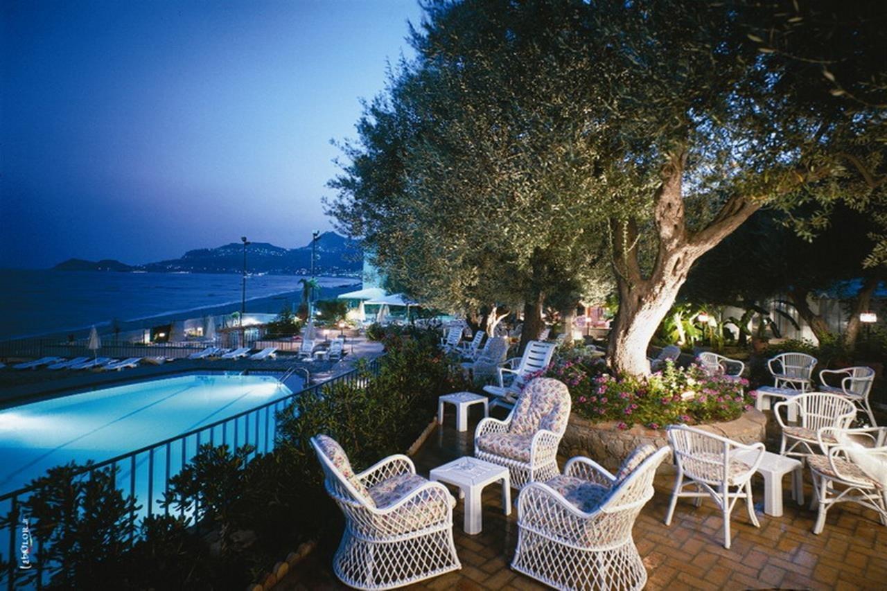 Hotel Villa Paradiso Taormina Exterior photo