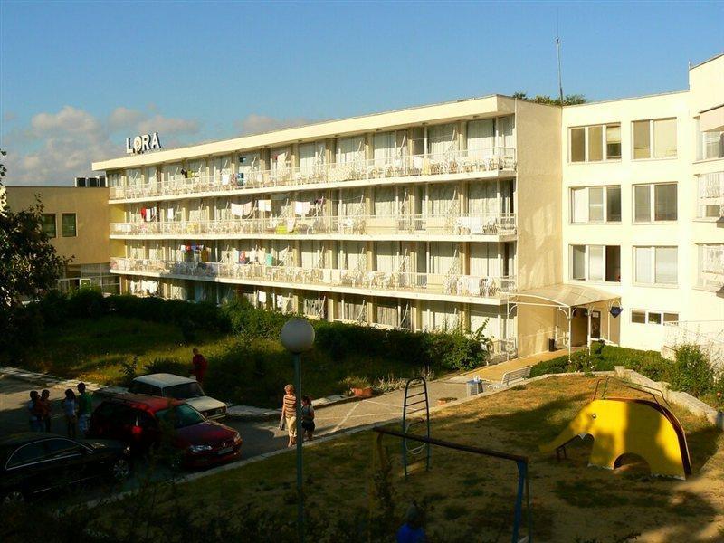 Lora Hotel Albena Exterior photo