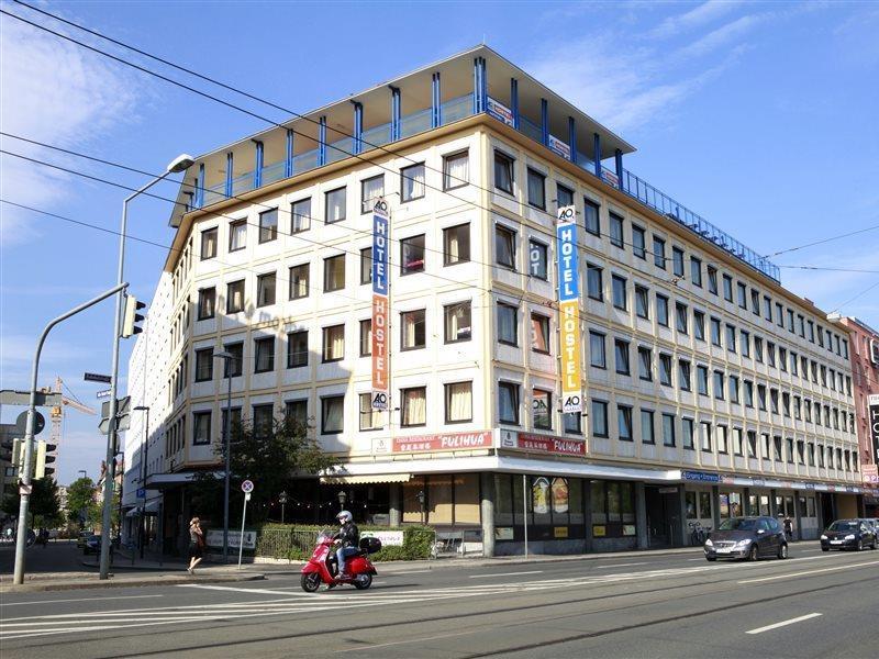 A&O Nurnberg Hauptbahnhof Hotel Exterior photo