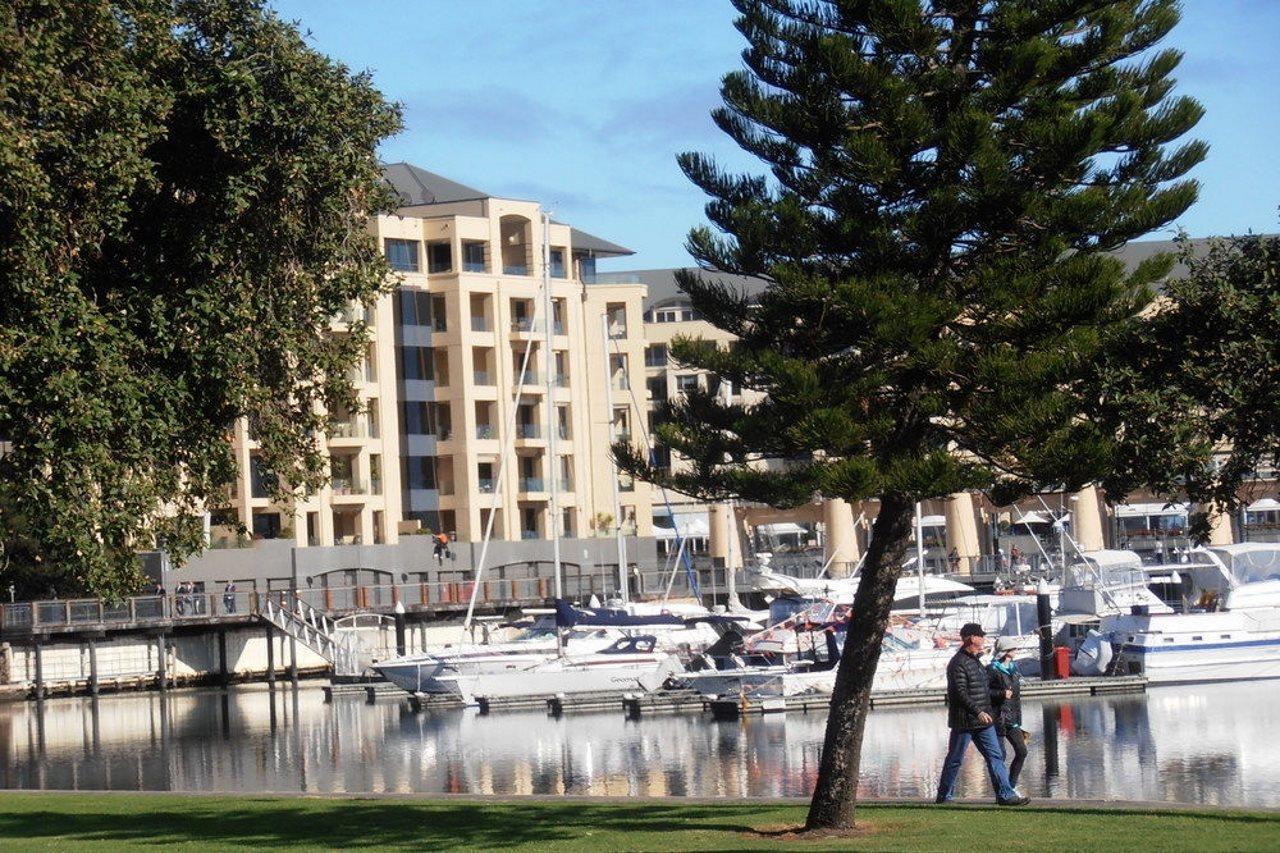 Haven Marina Motel Adelaide Exterior photo
