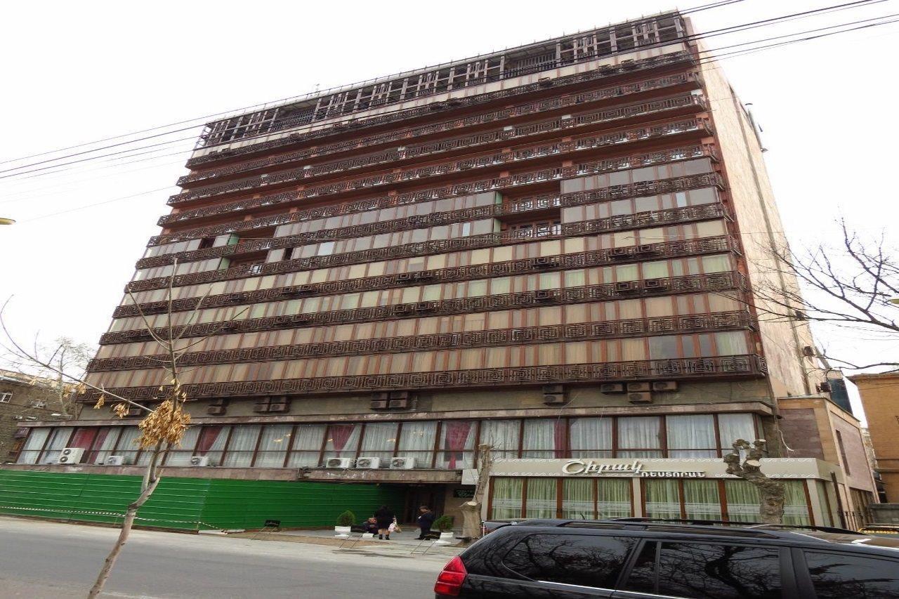 Shirak Hotel Yerevan Exterior photo