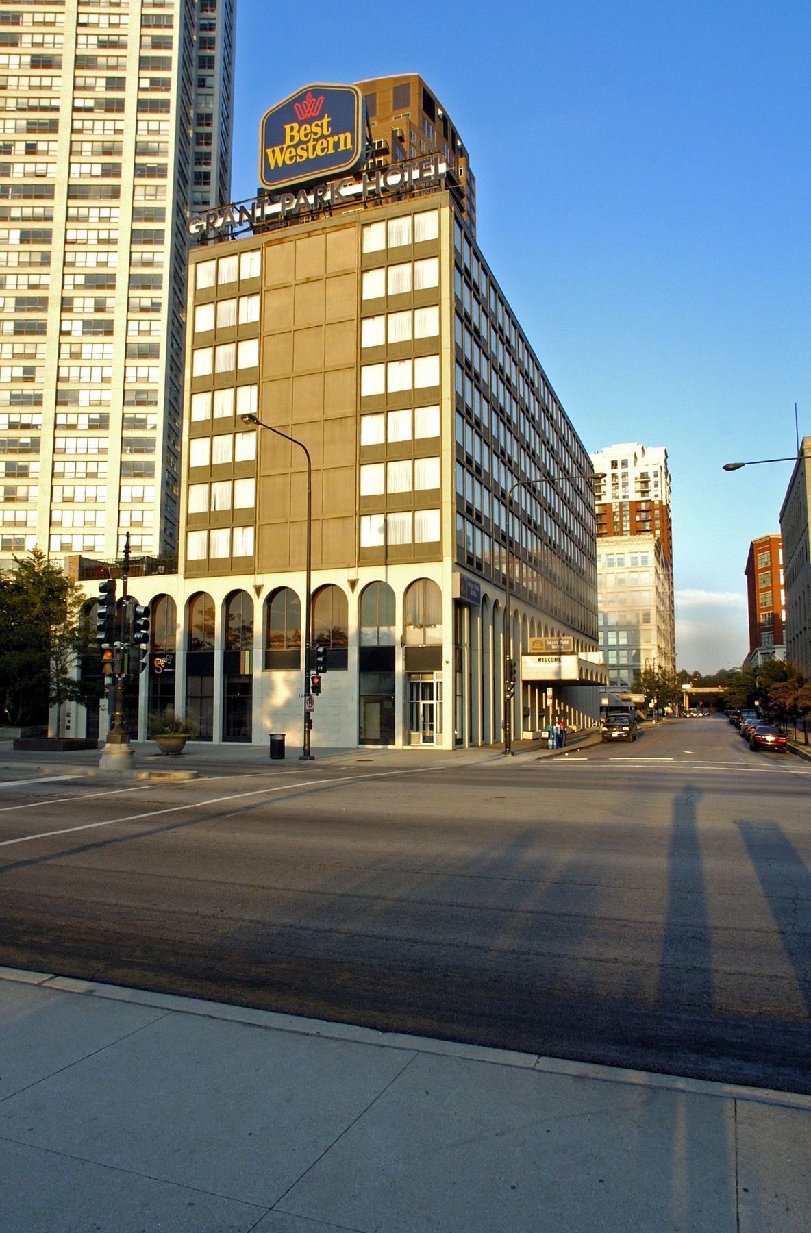 Best Western Grant Park Hotel Chicago Exterior photo