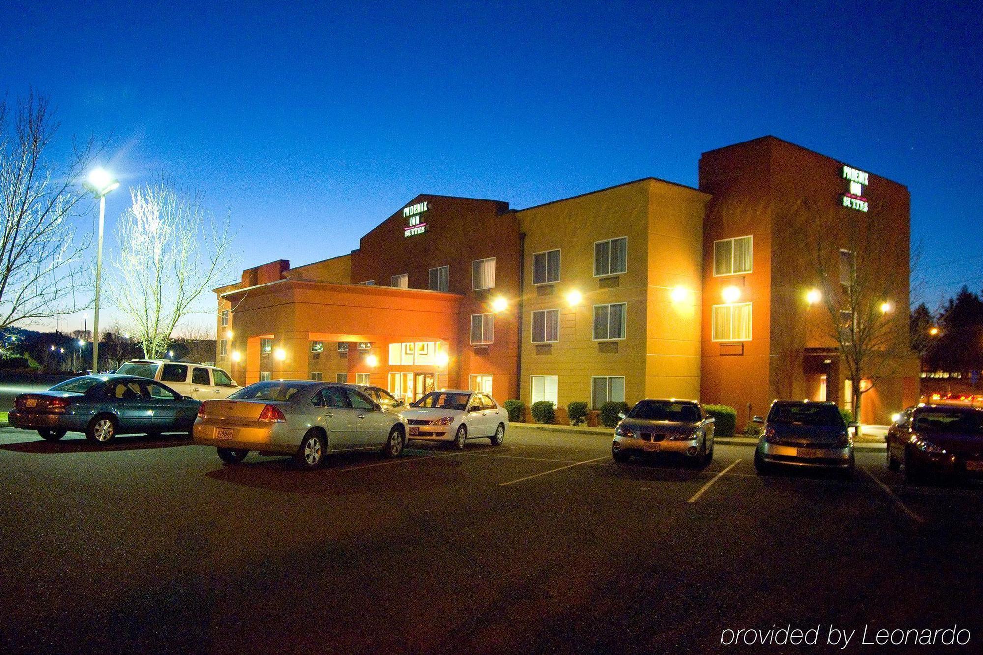 Doubletree By Hilton Vancouver Exterior photo