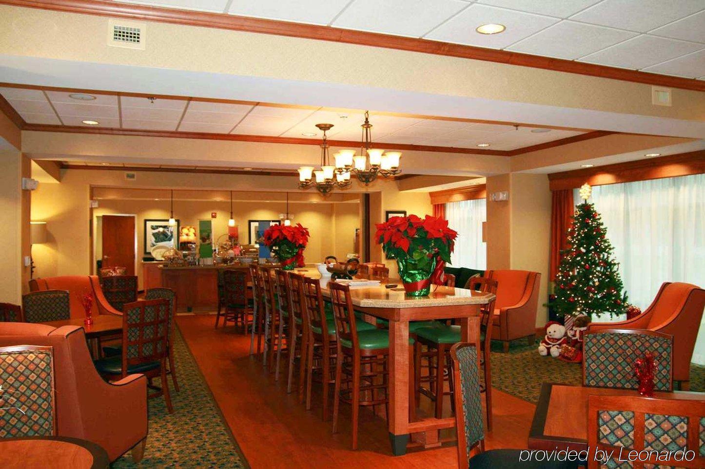 Hampton Inn Gretna - Smith Mountain Lake Restaurant photo