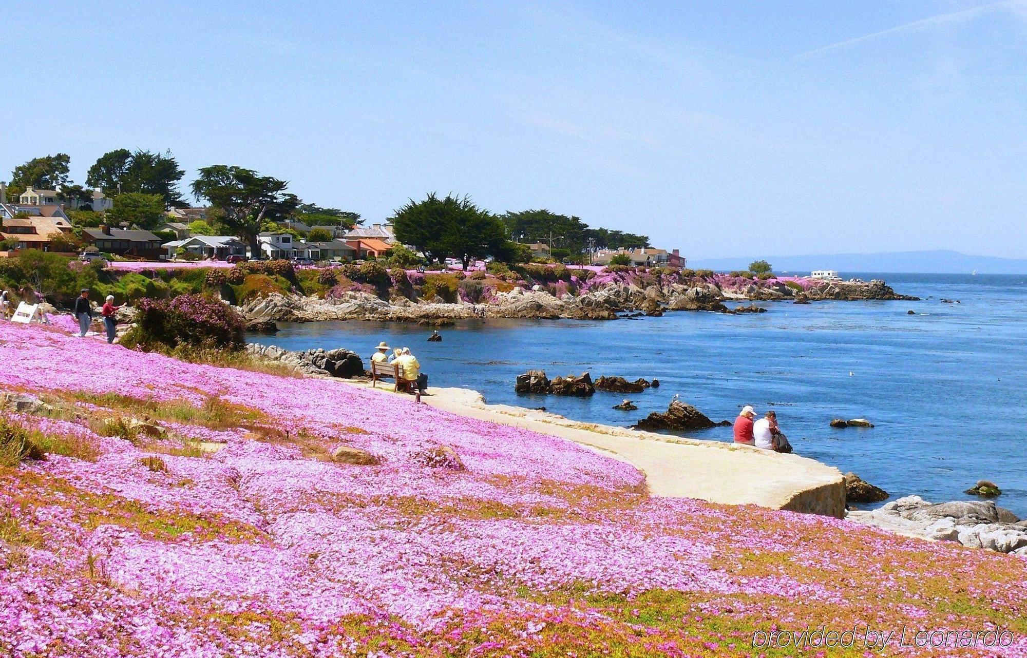 Monterey Peninsula Inn Pacific Grove Exterior photo