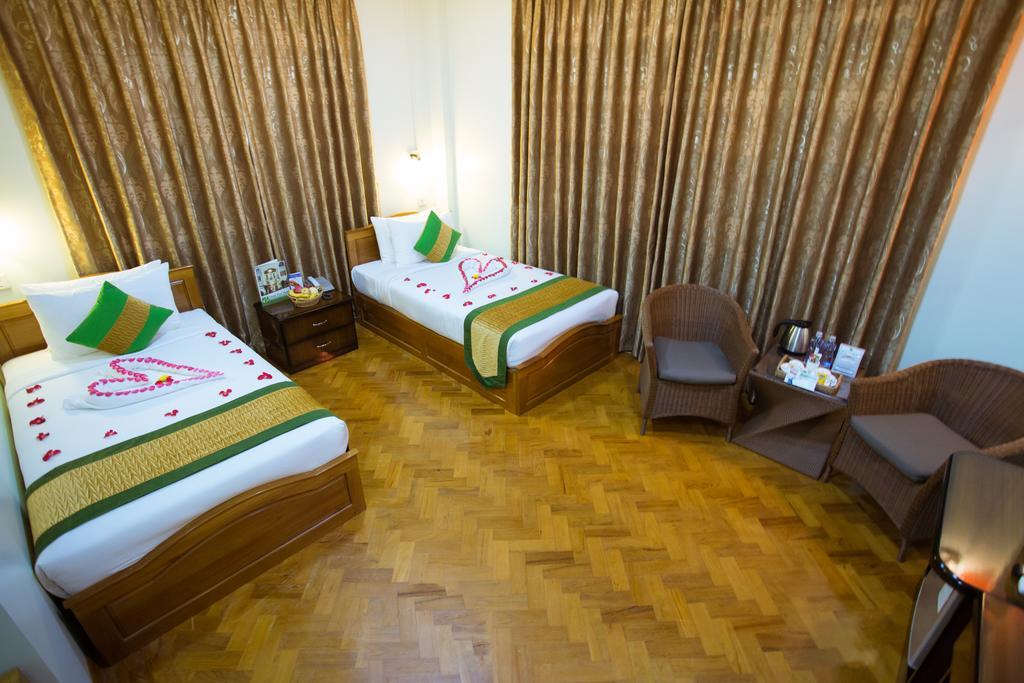 Great Feel Hotel Yangon Room photo