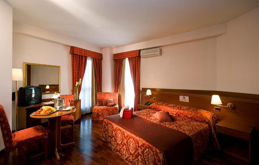 Excel Hotel Roma Ciampino Marino Room photo