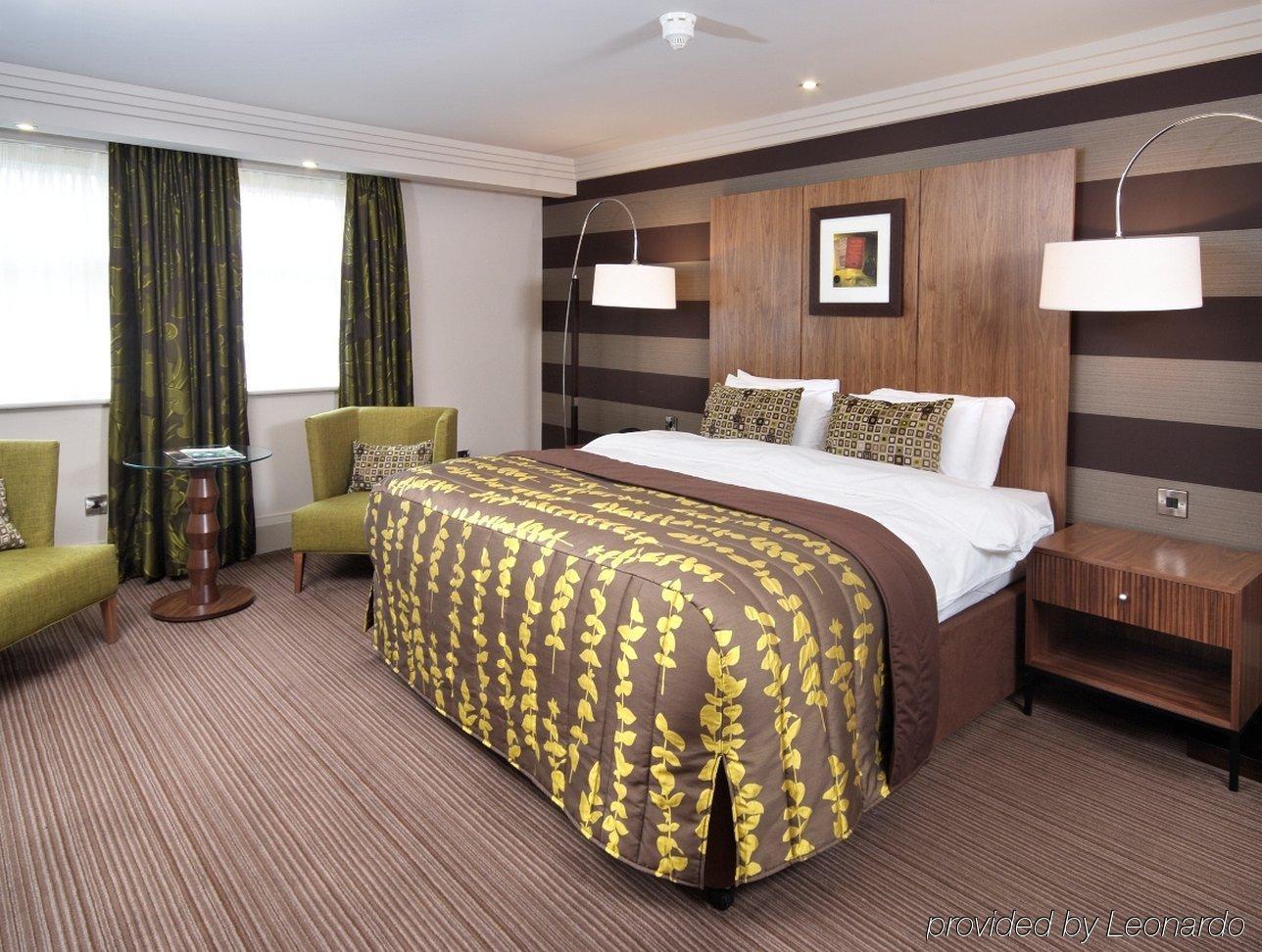 Doubletree By Hilton Stratford-Upon-Avon, United Kingdom Hotel Room photo