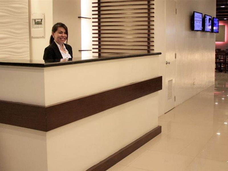 Cityscape Hotel Mandaue City Exterior photo