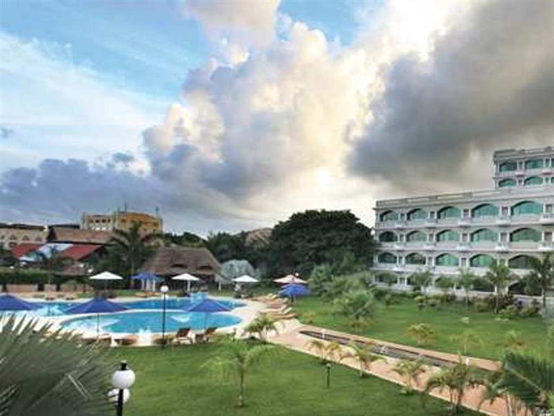 Delta Hotels By Marriott Dar Es Salaam Exterior photo