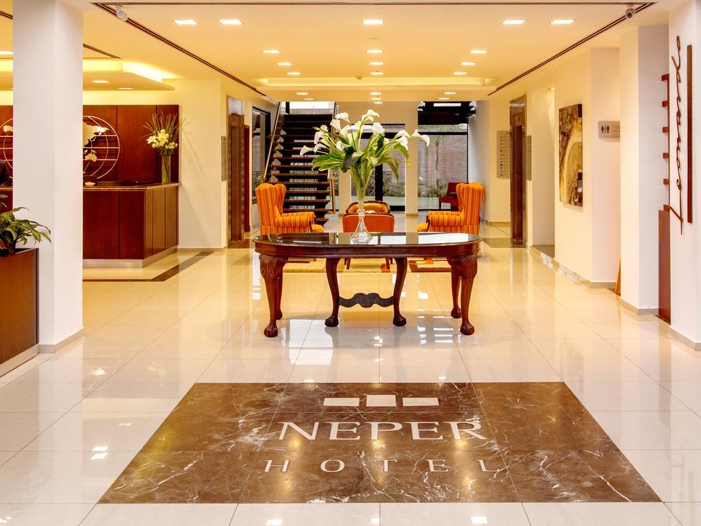 Neper Hotel Cordoba Exterior photo
