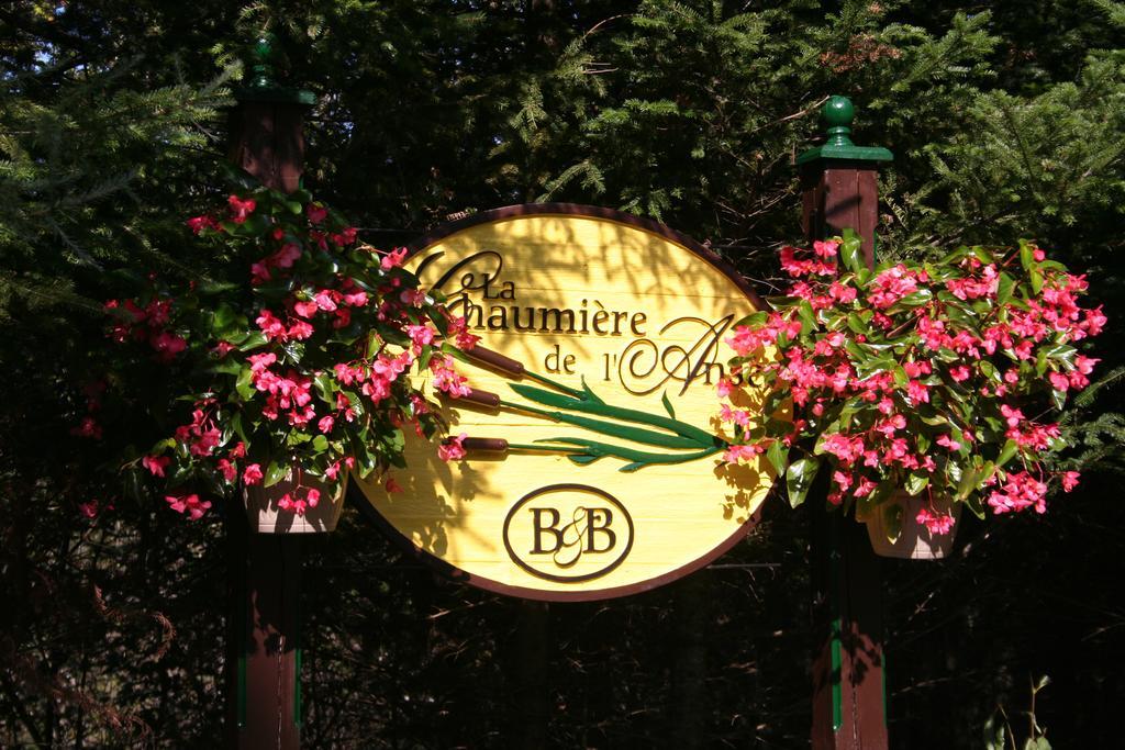 La Chaumiere De L'Anse Bed & Breakfast Mont-Tremblant Exterior photo