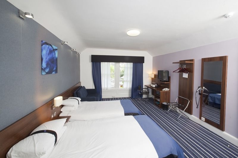 Piries Hotel Edinburgh Room photo