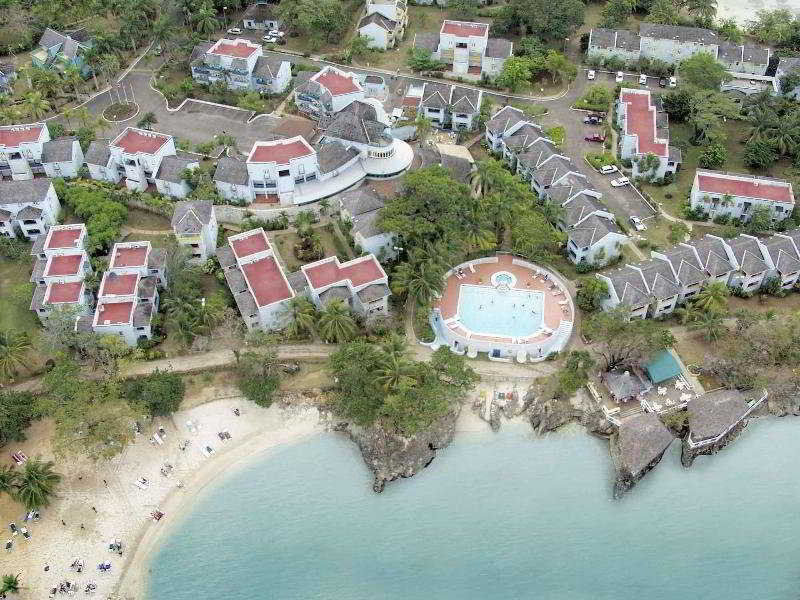 Point Village Negril Exterior photo