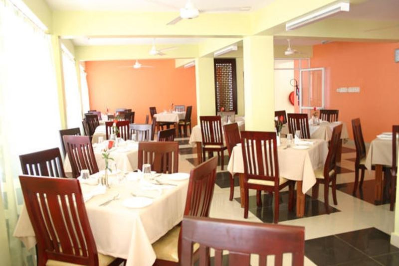 Livingstone Hotel Dar es Salaam Restaurant photo