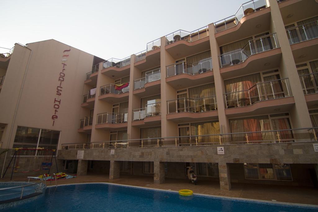 Tropics Hotel Sveti Vlas Exterior photo