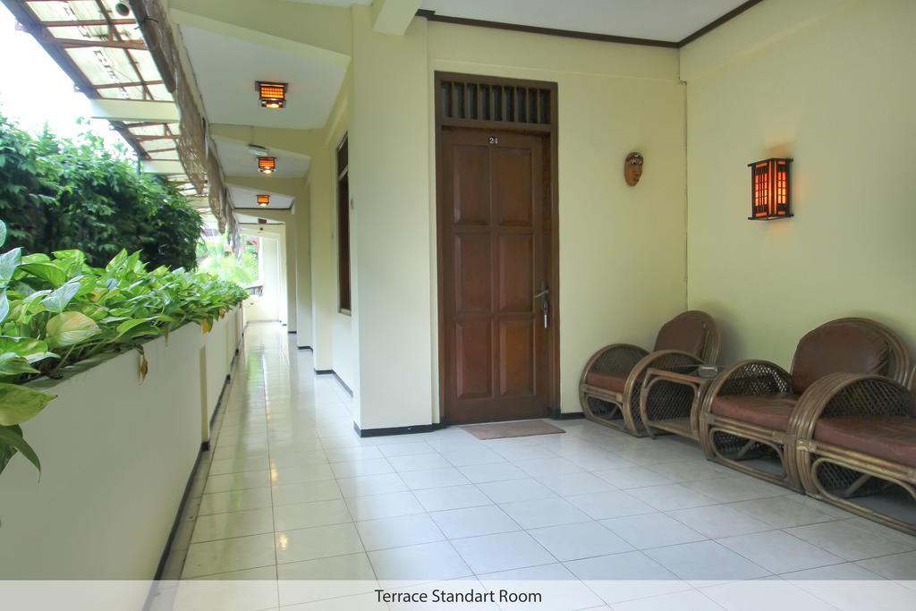 Duta Guest House Yogyakarta Exterior photo