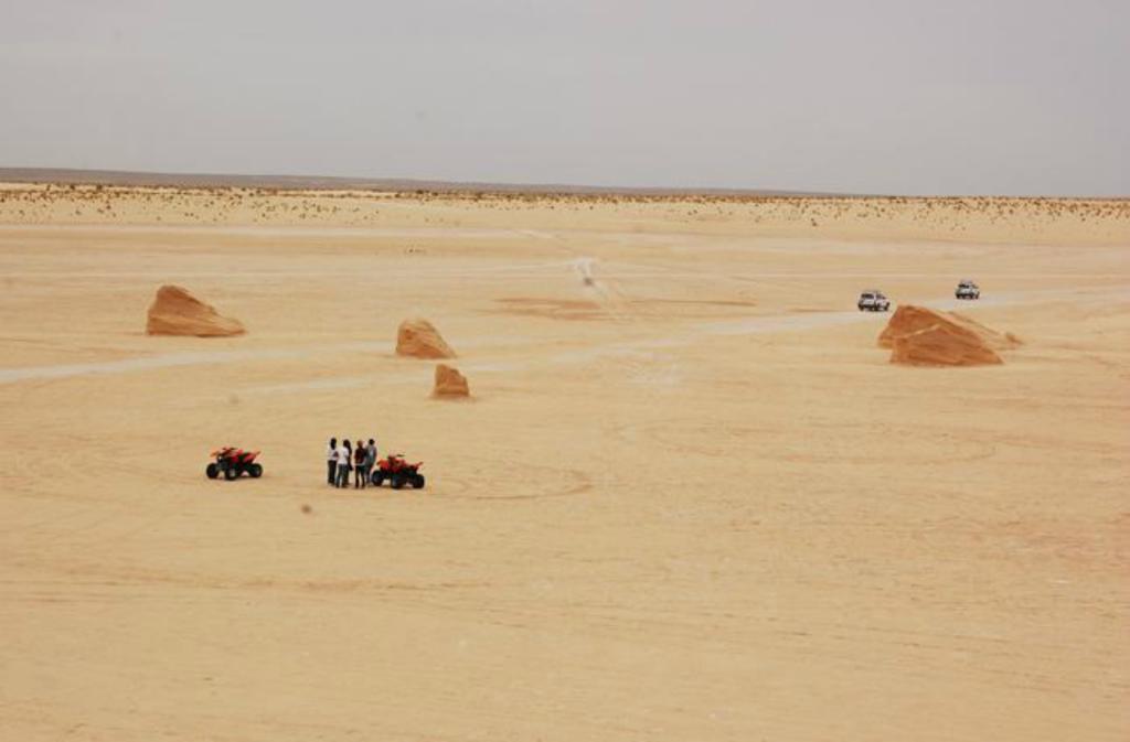 Ksar Rouge Hotel Tozeur Exterior photo