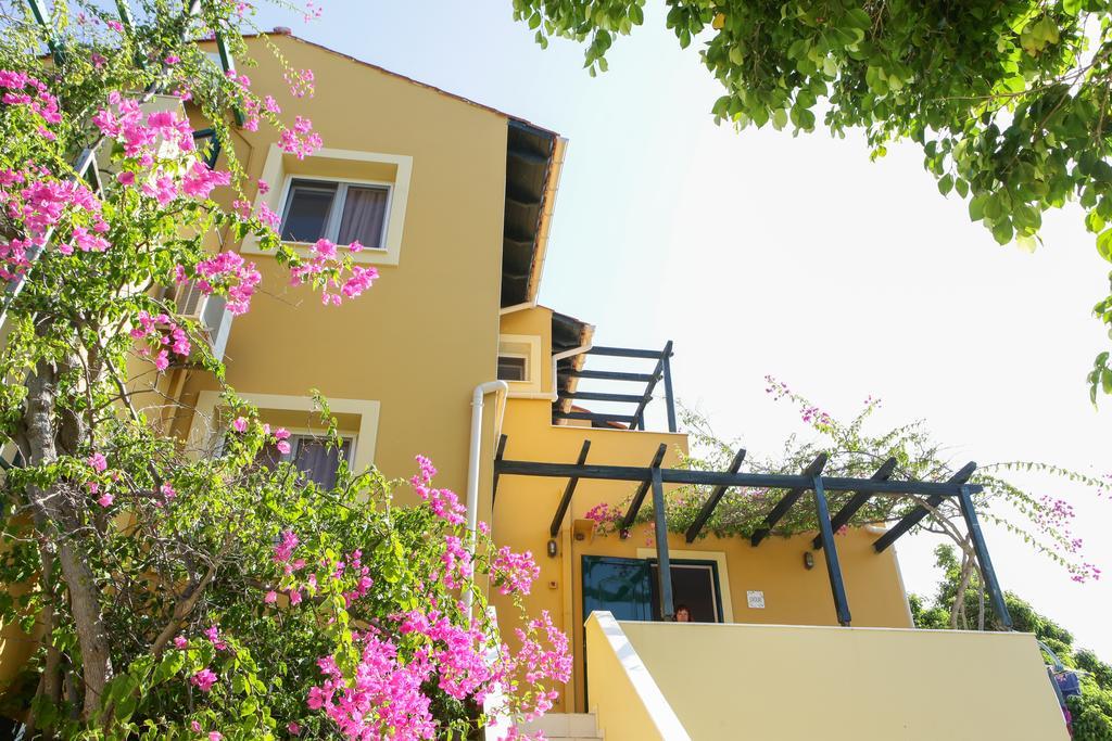 Sandy Beach Villas And Apartments Poros  Exterior photo