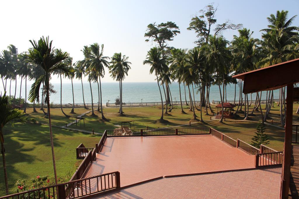 Silver Sand Sea Princess Beach Resort Manglutan Exterior photo