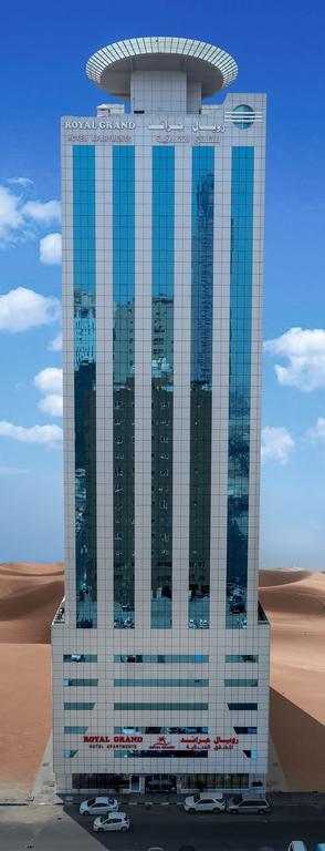 Royal Grand Suite Hotel Sharjah Exterior photo