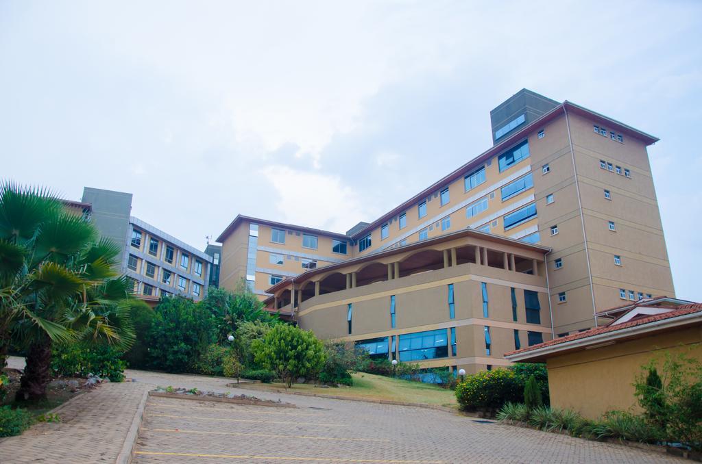 Afrique Suites Kampala Exterior photo