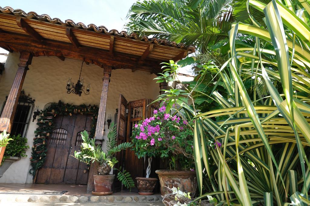 Hotel Los Robles, Managua, Nicaragua Exterior photo