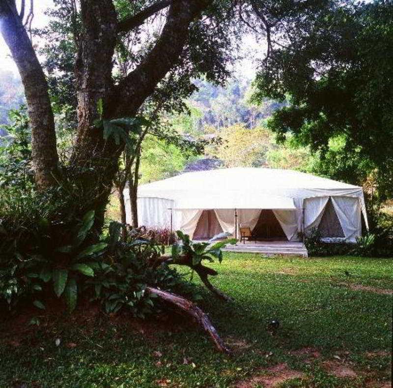 Khao Kheaw Es-Ta-Te Camping Resort & Safari Si Racha Exterior photo