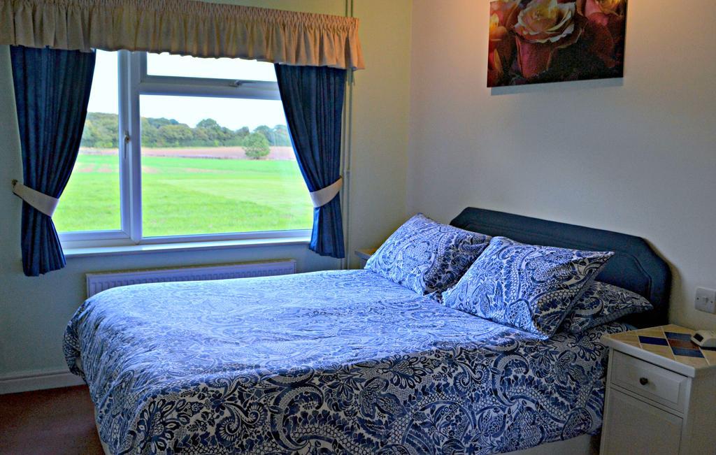 Little Bullocks Farm Bed & Breakfast Takeley Room photo