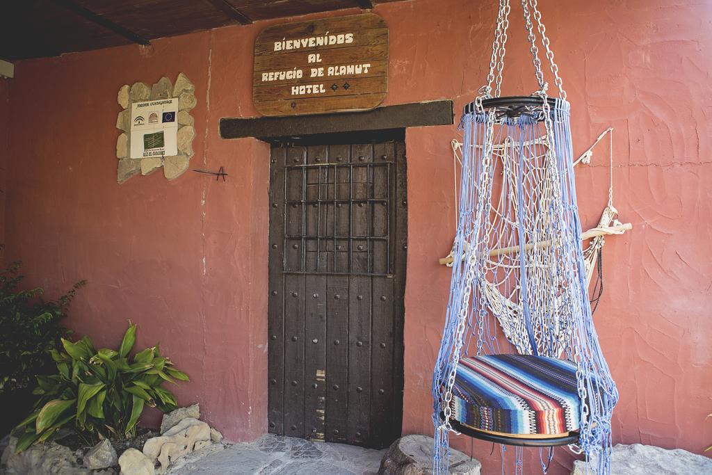 Refugio Del Alamut Valle de Abdalagis Exterior photo