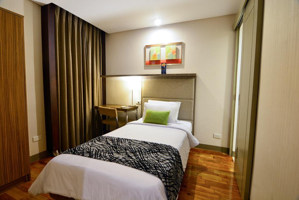 Best Western Antel Spa Hotel Suites Makati City Exterior photo