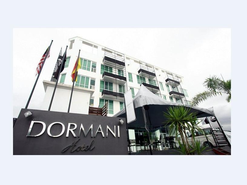 Dormani Hotel Kuching Exterior photo