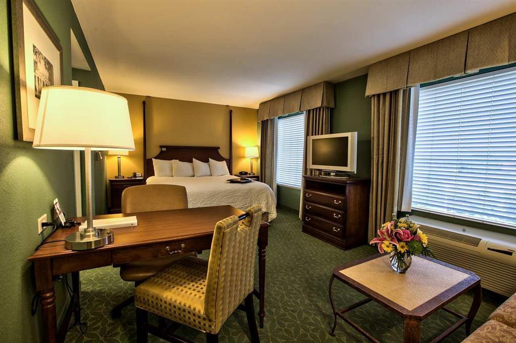 Hampton Inn & Suites Tallahassee I-10-Thomasville Road Room photo