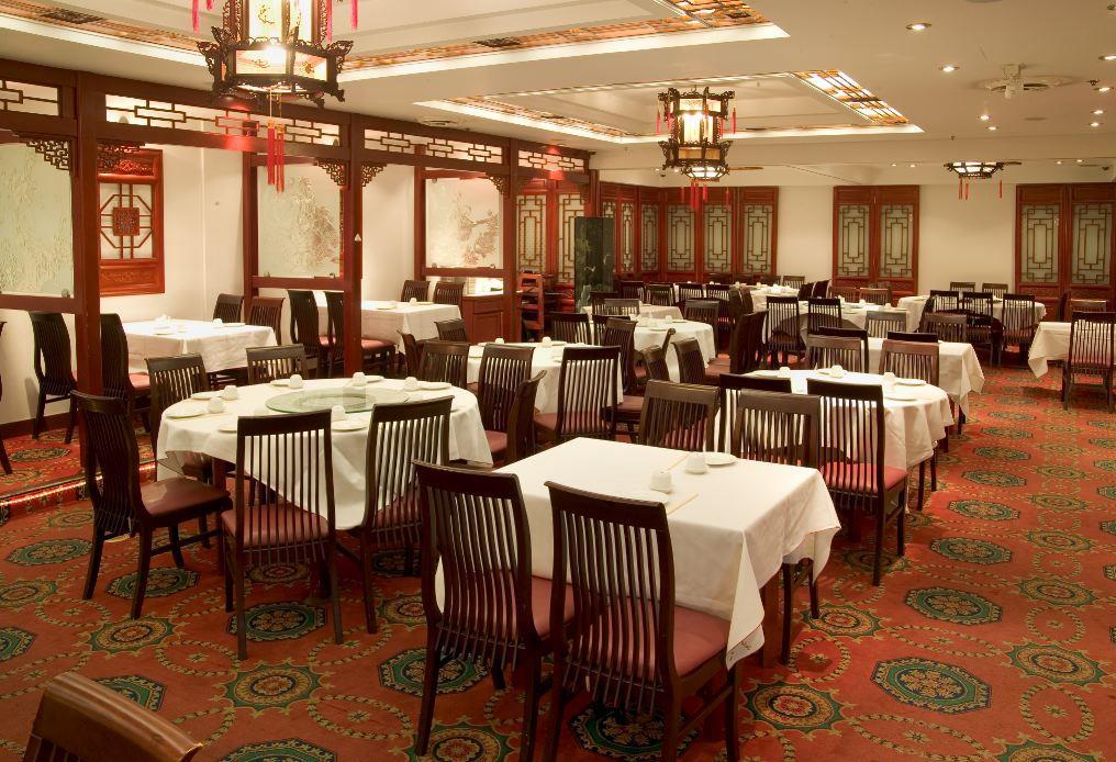 Red Lion Inn And Suites Victoria Restaurant photo