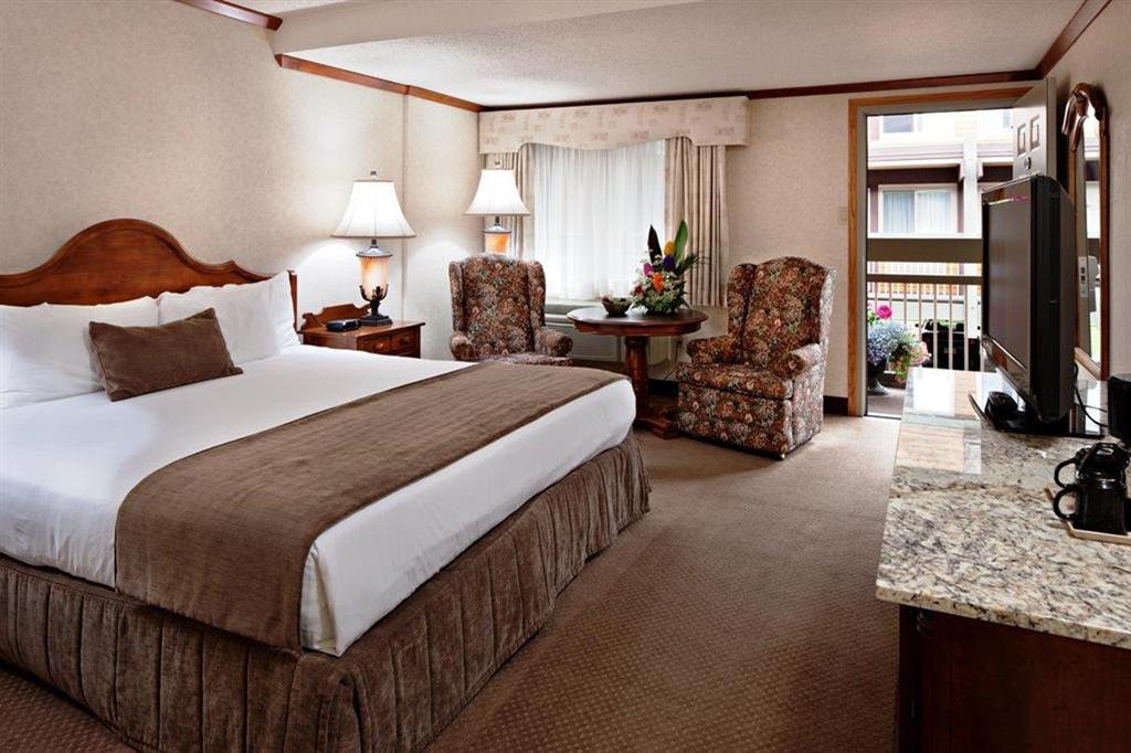 Charltons Banff Hotel Room photo