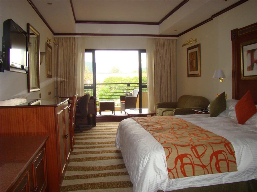 Kigali Serena Hotel Room photo