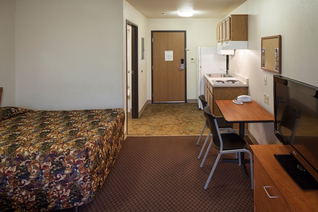 Extended Stay America Select Suites - Indianapolis - Lawrence Room photo
