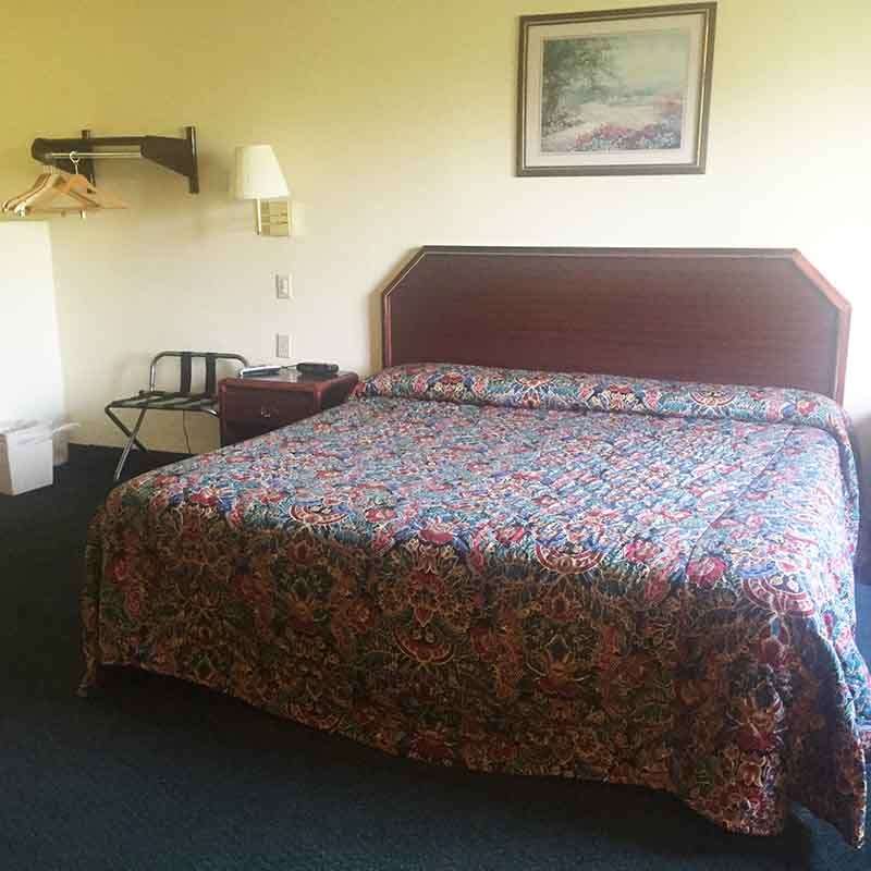 Motel 6 Portland, In Room photo