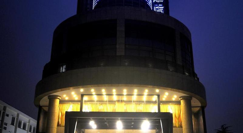 Kingtown Hotel Hongmei Shanghai Exterior photo