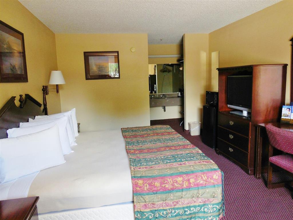 Americas Best Value Inn & Suites - Little Rock - Maumelle Room photo