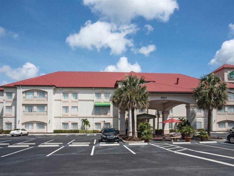 La Quinta Inn And Suites Fort Myers I-75 Exterior photo