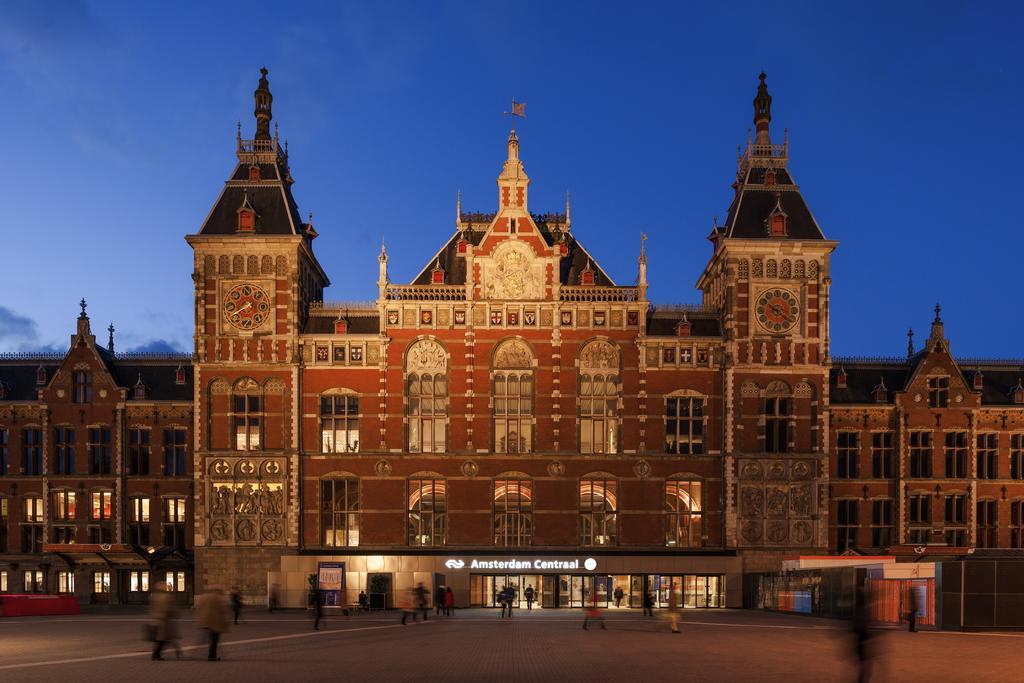 Ibis Styles Amsterdam Central Station Exterior photo