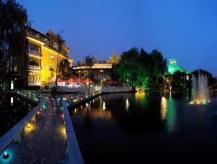 Beijing Sichuan Dragon Garden Hotel Exterior photo