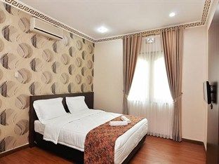 Ndalem Bintaran Guest House Yogyakarta Exterior photo