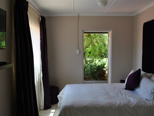 Alabaster Guesthouse Bloemfontein Exterior photo