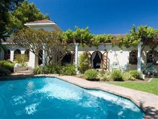 Tiana Guest House Cape Town Exterior photo