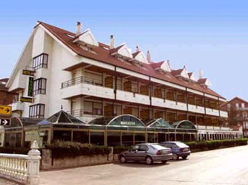 Hotel Isabel Isla Exterior photo