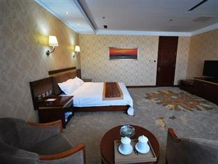 Son Of Sea Hotel Qingdao Exterior photo